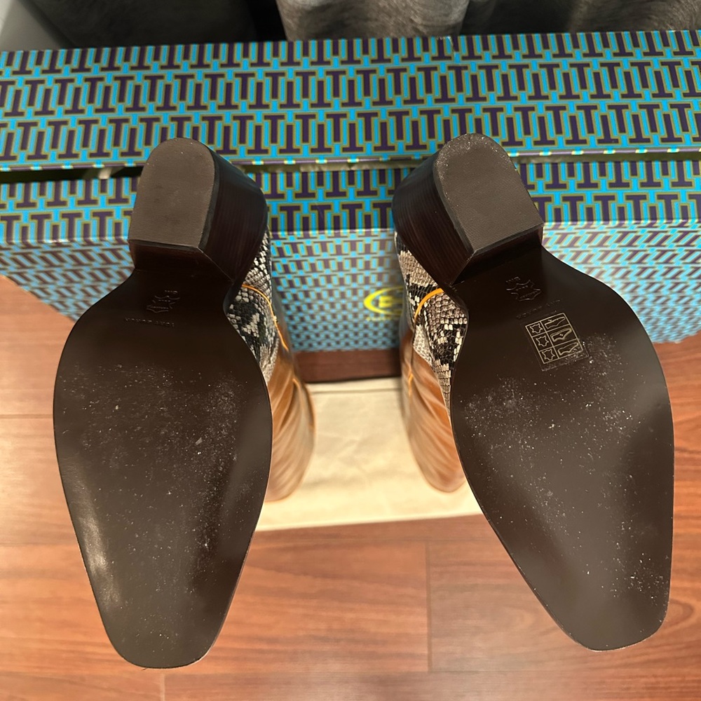 Tory Burch WESTERN TALL BOOT 75MM VICTORIA BR 1.2-1.4 - SMOOTH VACHETTA - Picture 10 of 10